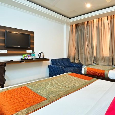 ניו דלהי The Grace Hotel Mahipalpur Igi Airport מראה חיצוני תמונה